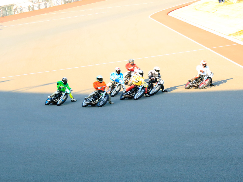 川口オートレース