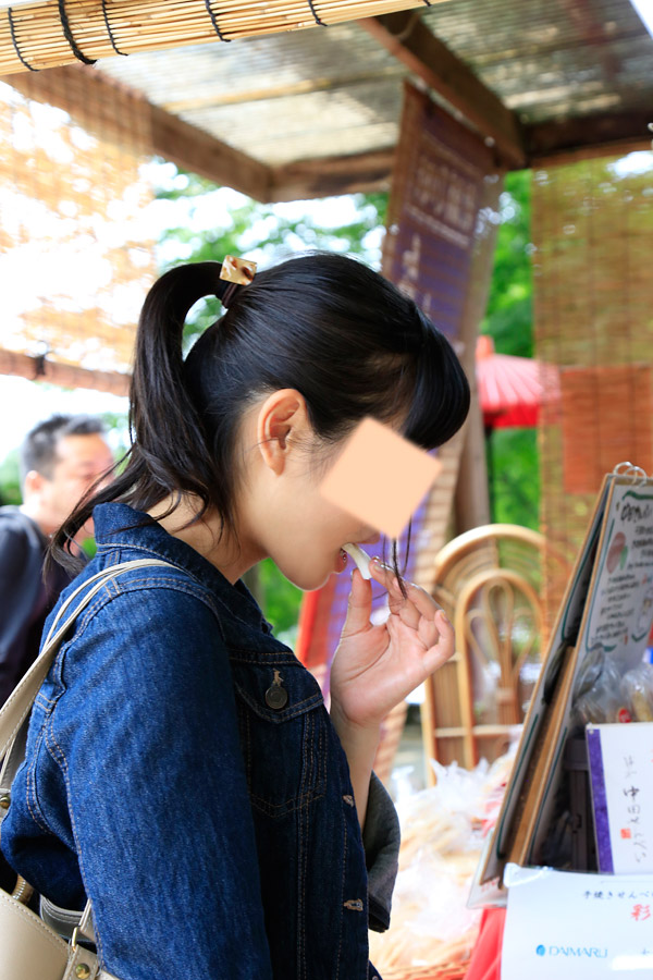白間りほ 染谷花しょうぶ園